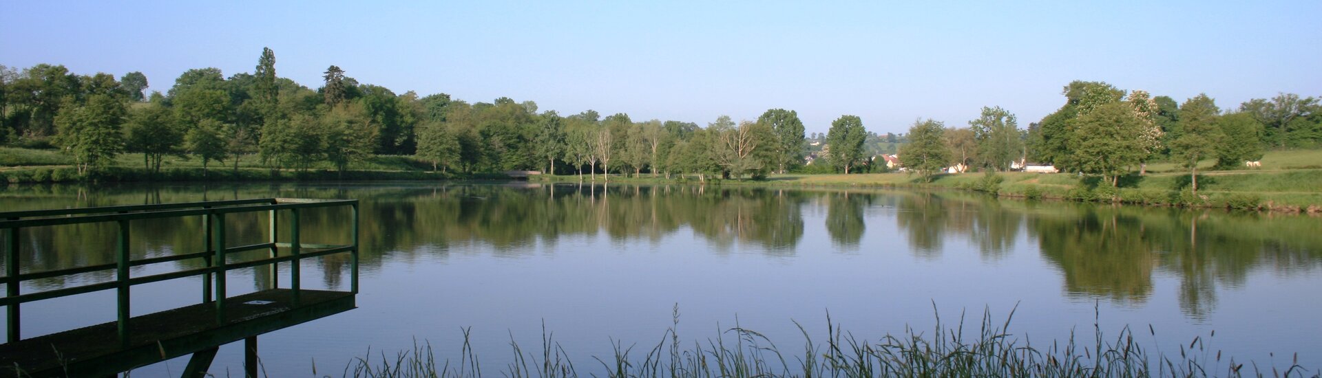 Les Alentours de la Commune Le Donjon Allier